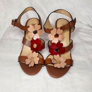 Michael Kors Floral / Flower Heeled Sandal | Size 8.5 | Tan with Pink Flowers